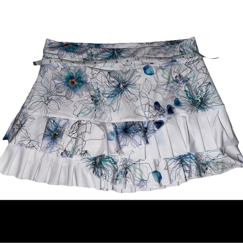 White Floral Pleated Women’s Skort with Blue Accents
